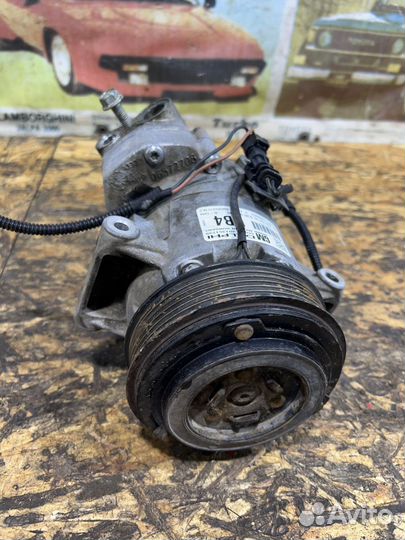 Компрессор кондиционера Опель Астра J