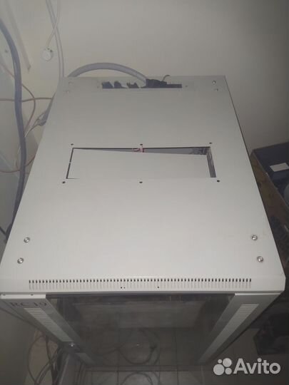 Серверный шкаф 22u