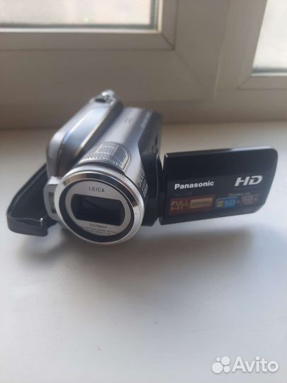 Видеокамера Panasonic HDC-HS9