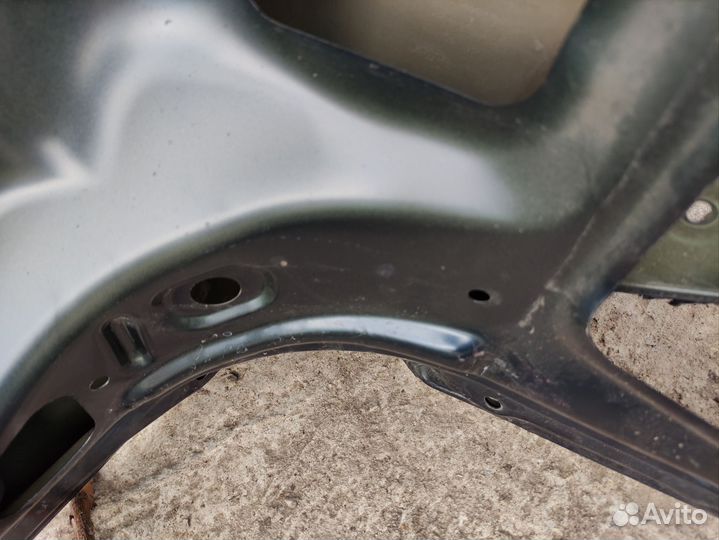 Крышка багажника almera n16