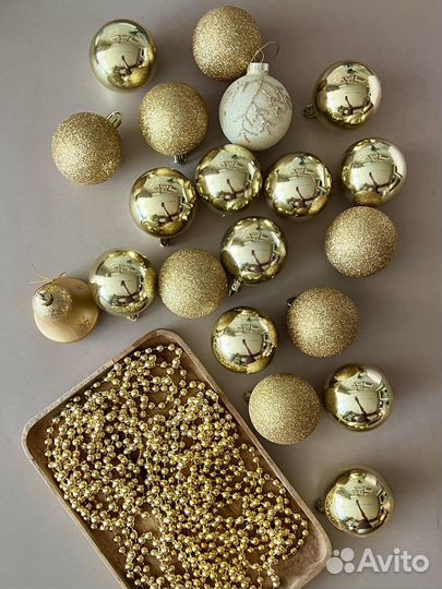 Новогодние шары гирлянда украшения на елку