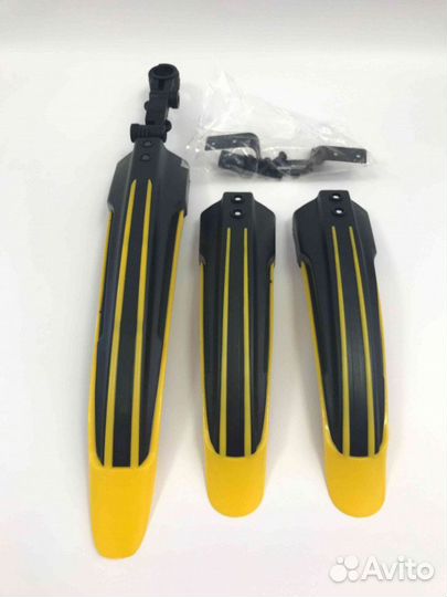 Крылья 26'' пластик состоит из трех частей разные