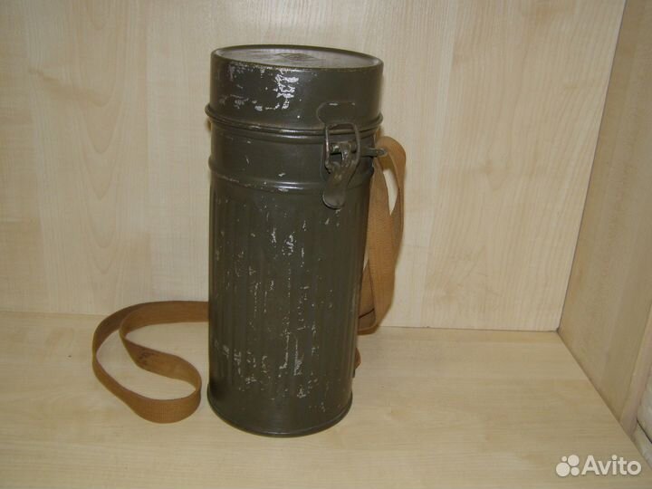 Противогаз армии гдр в баке производителя 