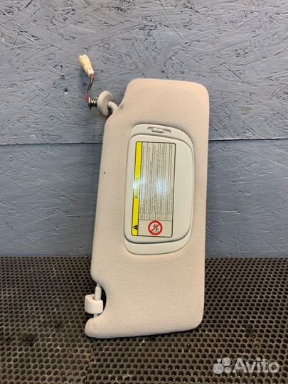 Козырек солнцезащитный передний правый Lexus Rx