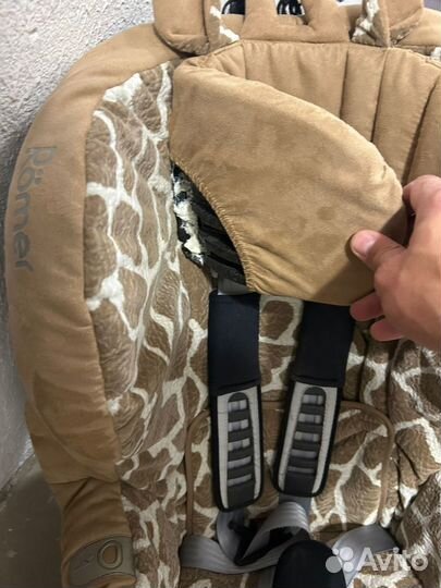 Детское автомобильное кресло