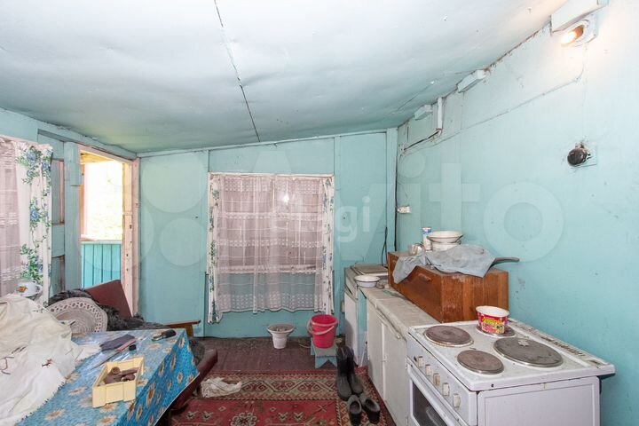 Дом 24,2 м² на участке 8 сот.