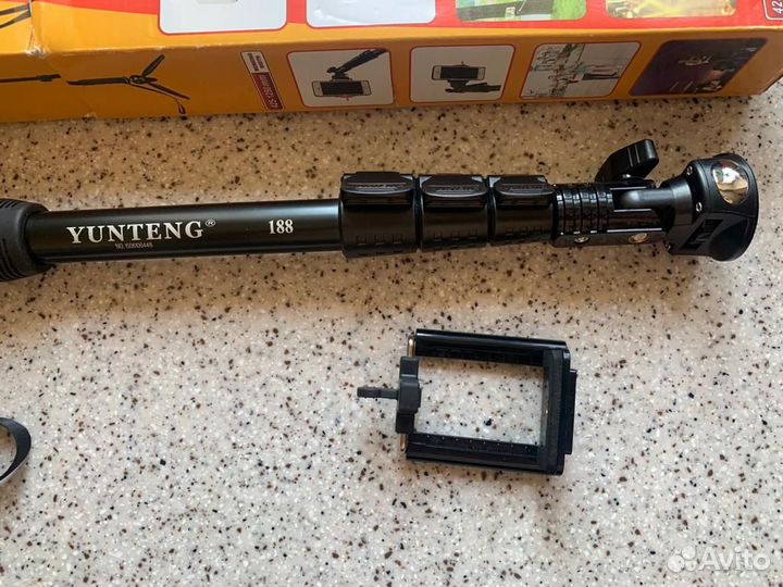 Палка для селфи телескопическая выдвижная монопод