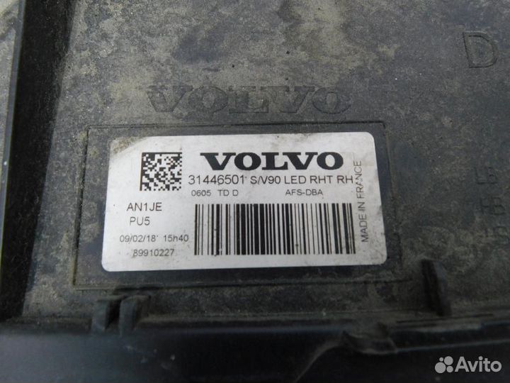 Фара правая Volvo V90/V90 Cross Country