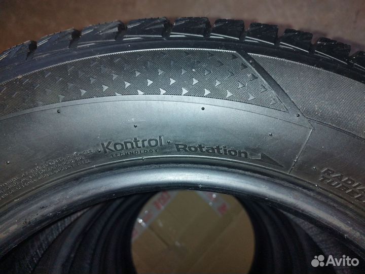 Hankook Winter I'Cept IZ2 205/65 R16 99T