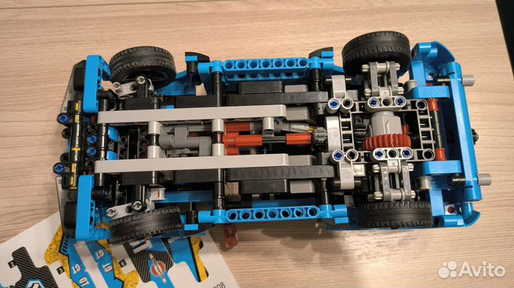 Конструктор Mecfactor 3808 Машина из автовоза