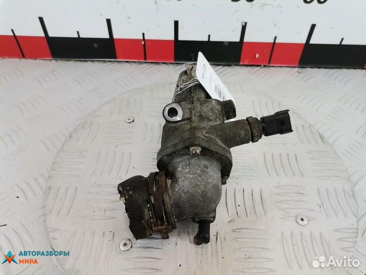 Корпус термостата Opel Astra F рест. 2001 90573325