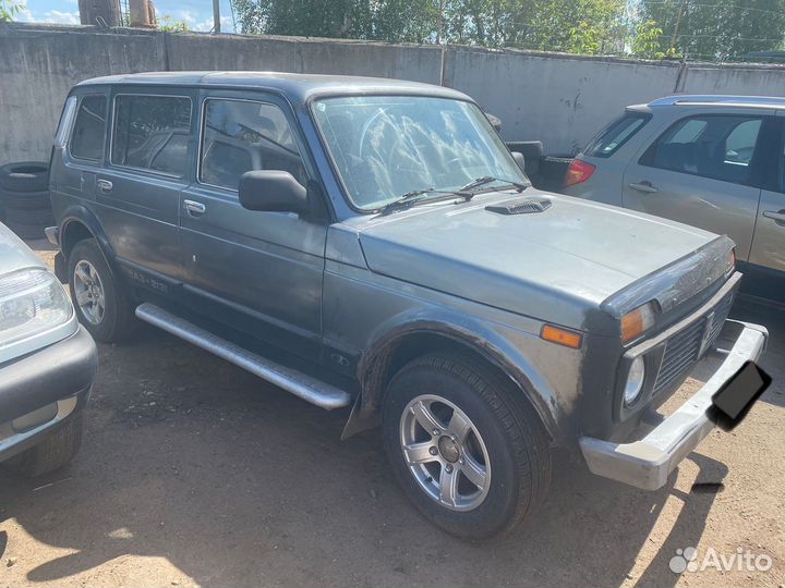 LADA 4x4 (Нива) 1.7 МТ, 2003, 148 000 км