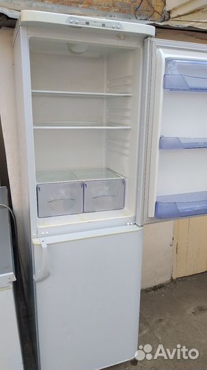 Холодильник Бирюса