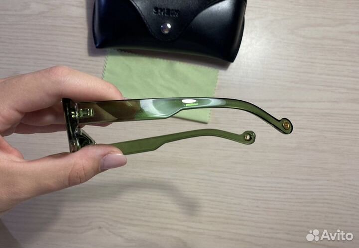 Солнцезащитные очки