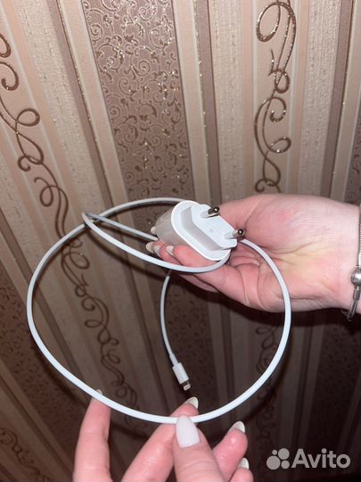 Зарядное устройство на iPhone 20w