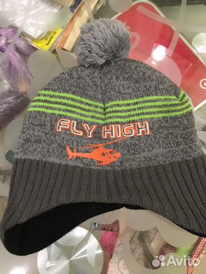 Шапка на мальчика димесезонная