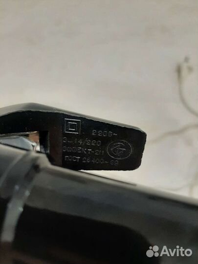 Плойка для завивки волос