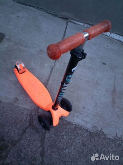 Самокат детский трехколесный