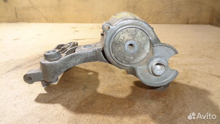 Кронштейн кондиционера Toyota LC Prado 120