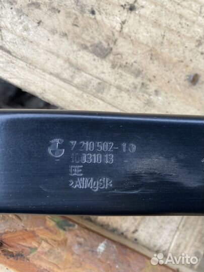 Верхняя планка телевизора BMW X3 F25 51647210502