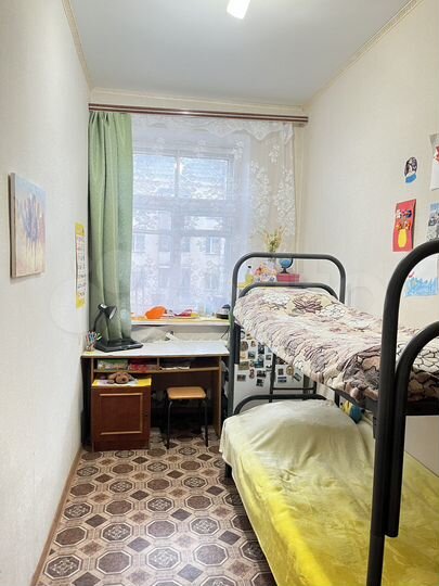 Комната 10 м² в 4-к., 3/4 эт.