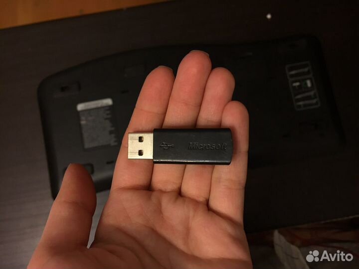 Беспроводная клавиатура Microsoft