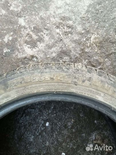 Michelin X-Ice 235/45 R18
