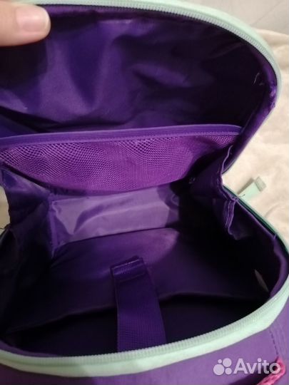 Школьный рюкзак с ортопедический спинкой