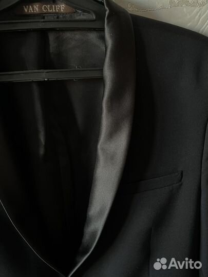 Костюм тройка мужской черный