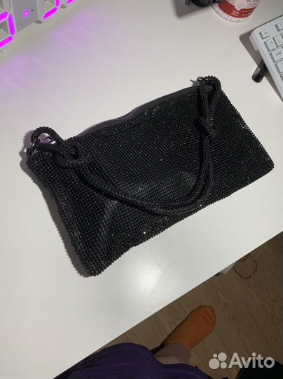 Клатч, вечерняя сумочка со стразами черная