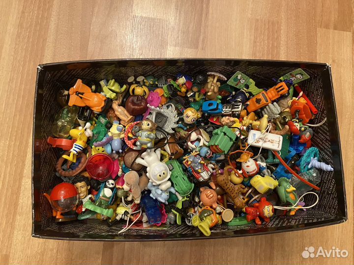 Игрушки фигурки из киндер сюрпризов