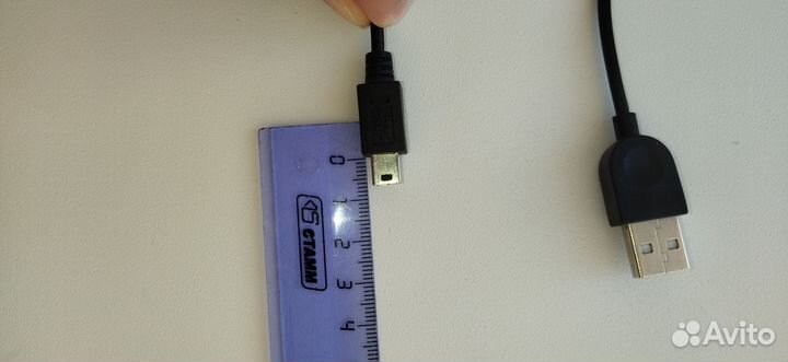 Провод для зарядки телефона или планшет