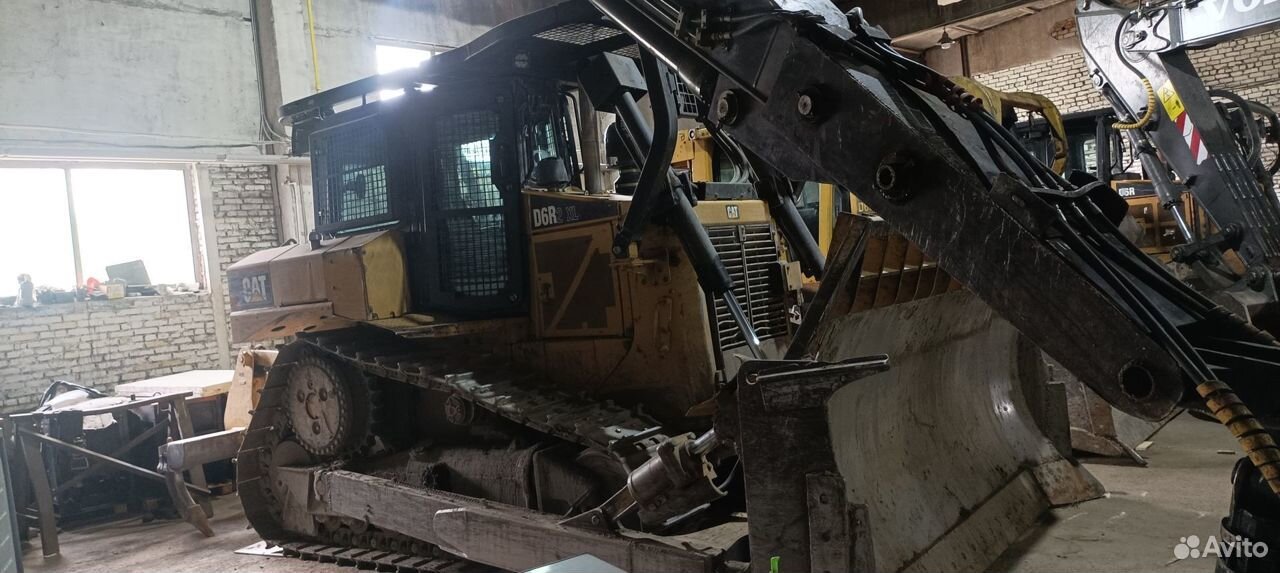 CAT D6R2, 2020