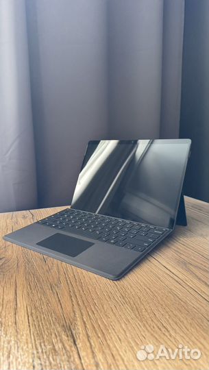 Ноутбук Microsoft Surface Pro 8