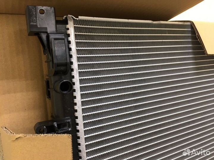 Радиатор охлаждения Форд Мондео 07