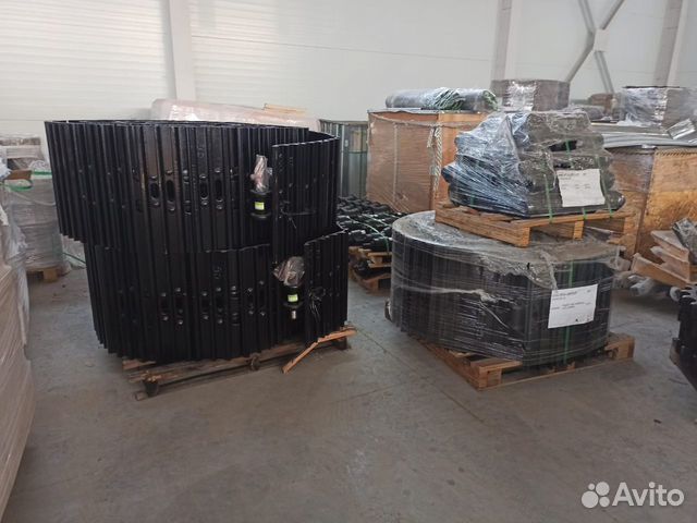 Гусеницы на Hitachi ZX240