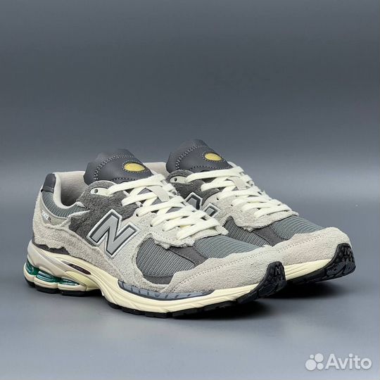 Кроссовки New Balance 2002R