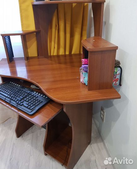 Компьютерный стол бу