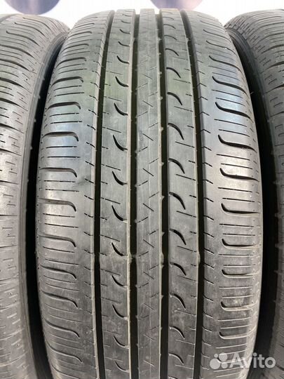 Goodyear EfficientGrip SUV 4x4 225/55 R19 102W