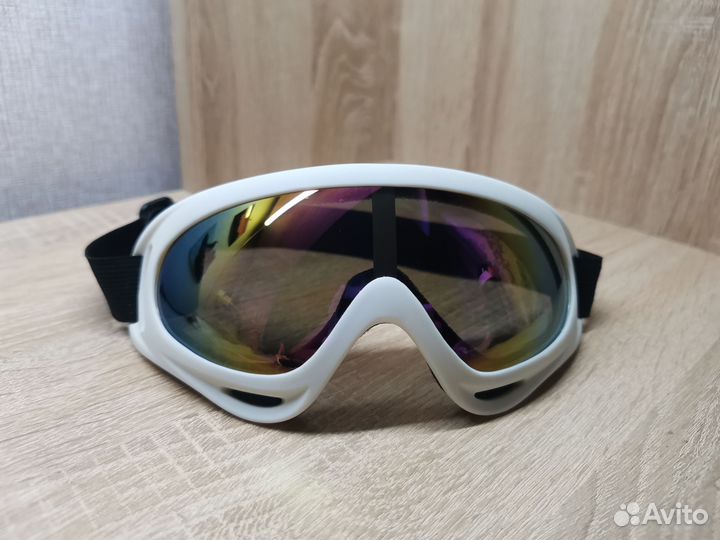 Горнолыжные очки