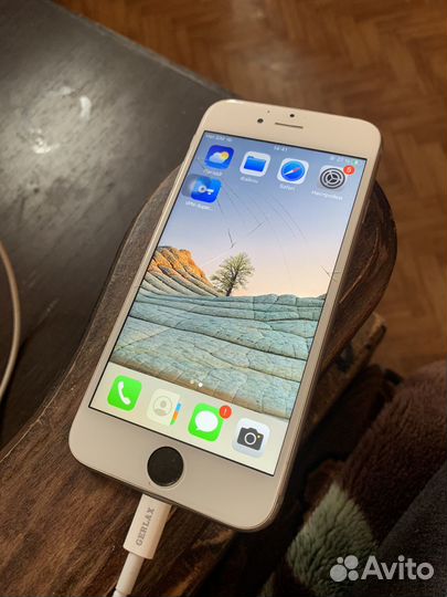 iPhone 6S, 64 ГБ