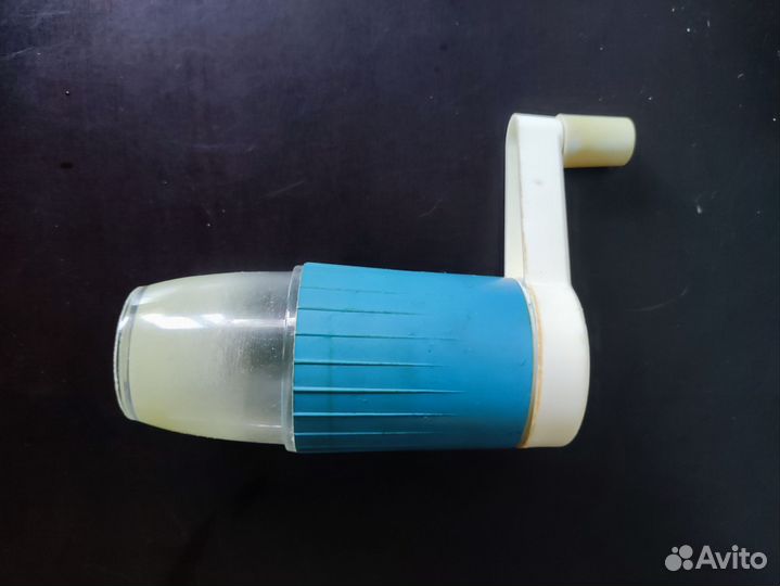 Ручная кухонная мельница СССР