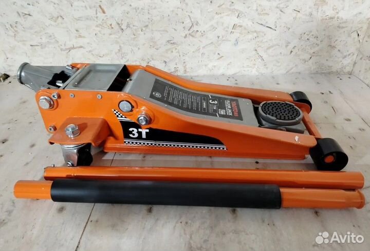 Домкрат подкатной yaoto 3т 2 поршневой