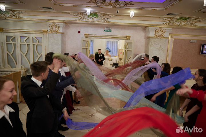 Ведущий тамада и диджей,вокал