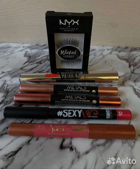 Косметика палетки помады