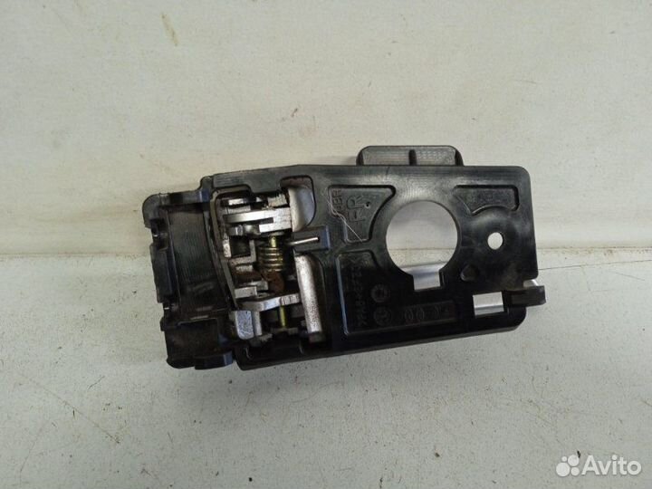 Ручка двери внутренняя передняя правая Kia Rio 3