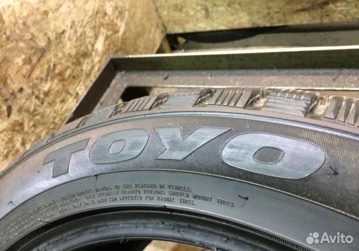 Toyo Observe G3-Ice 235/45 R18
