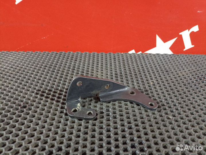 Кронштейн электромагнитного клапана