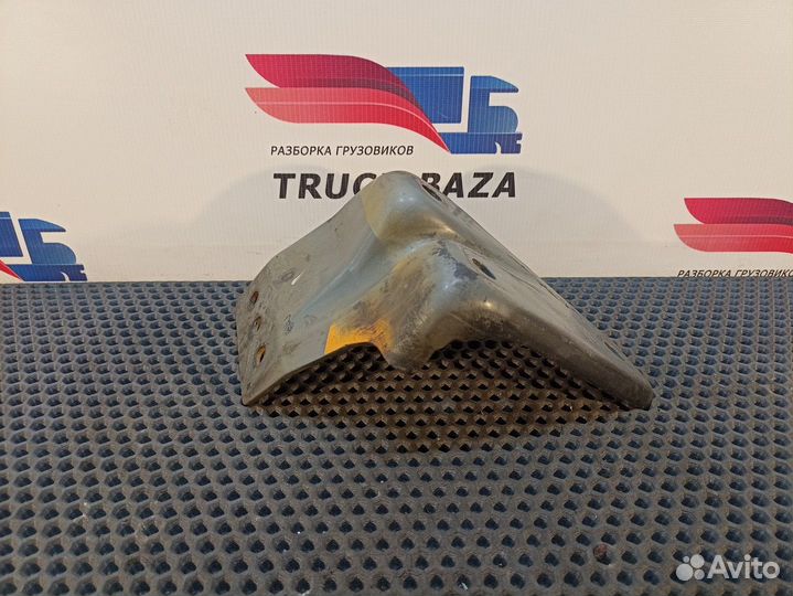 1674054 Кронштейн радиатора левый