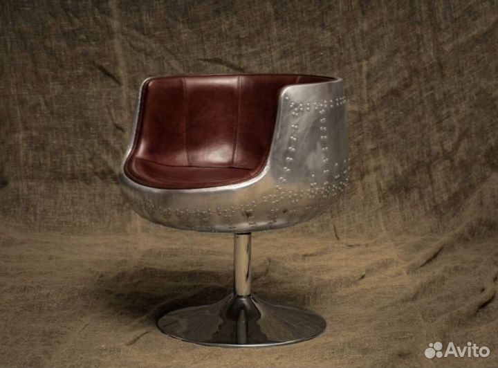 Кресло вращающееся Cognag Black Rotation